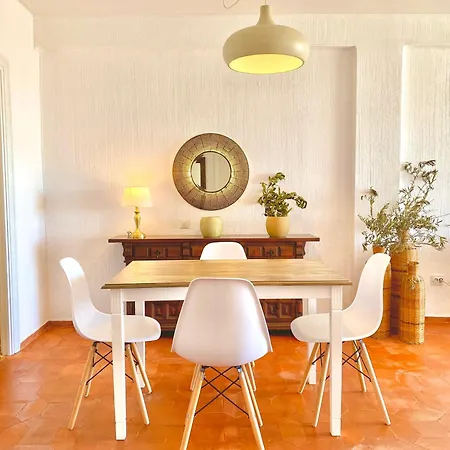 Sea Views Sunset Sun شقة