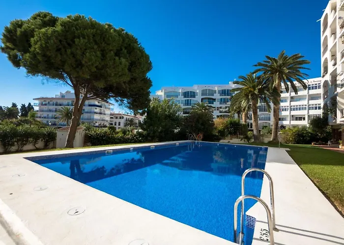 Апартаменты Sea Views Sunset Sun *