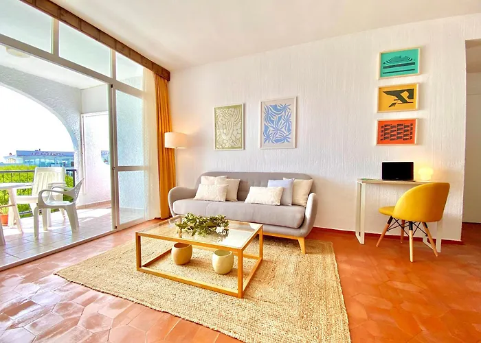 Sea Views Sunset Sun Апартаменты